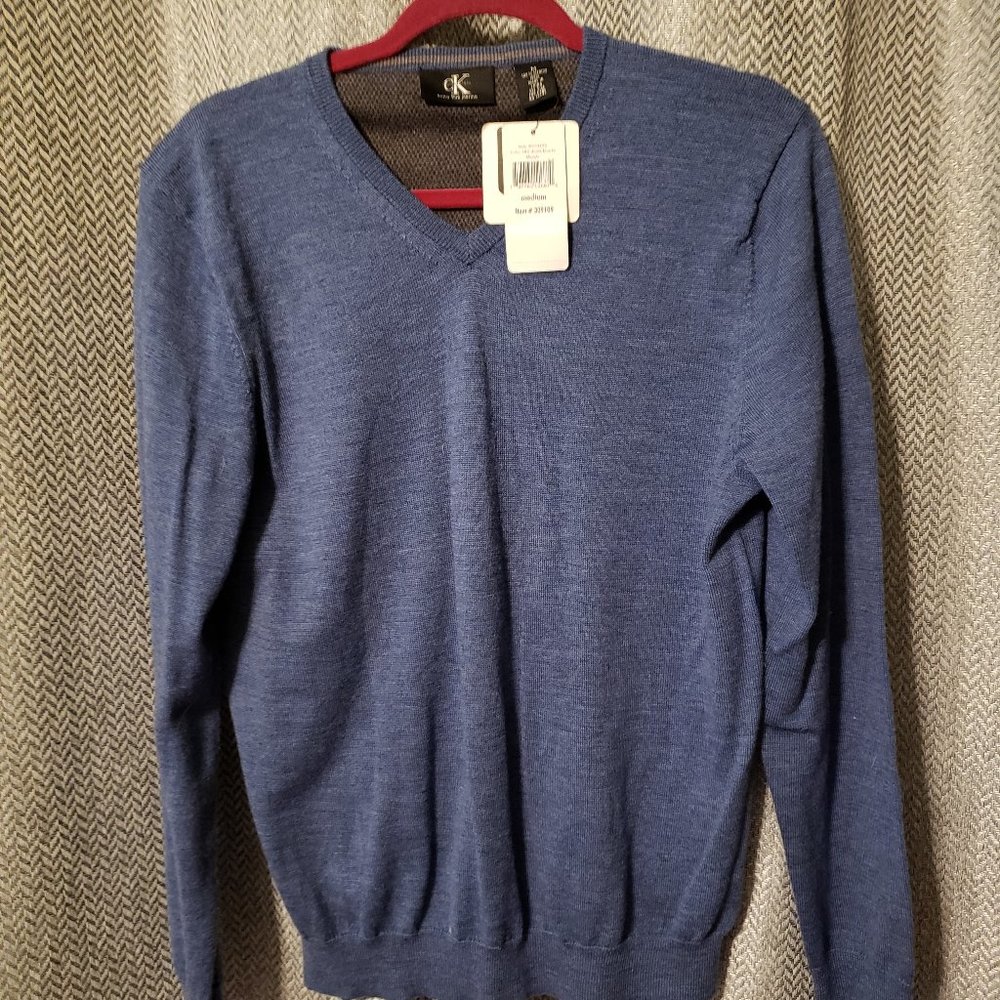 CALVIN KLEIN 100% Merino wool v-neck NWT
